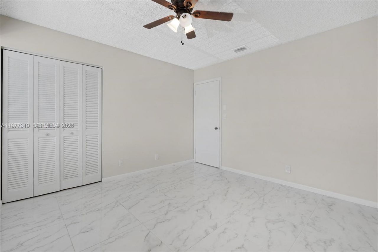 9827 NW 37th St , Unit 4F, Sunrise, FL 33351 Photo