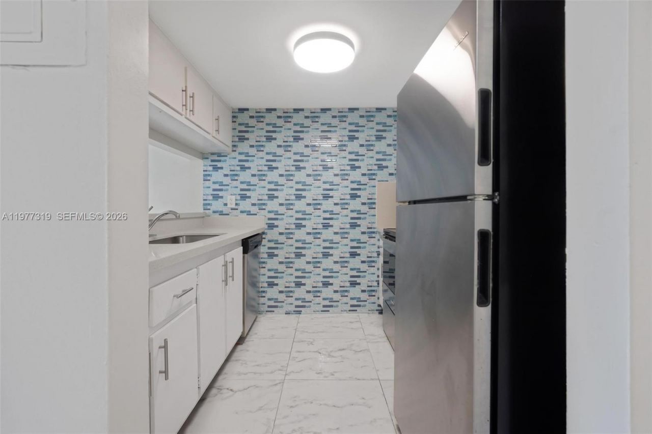 9827 NW 37th St , Unit 4F, Sunrise, FL 33351 Photo