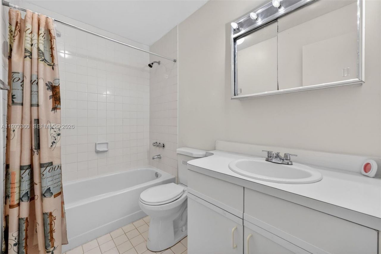 7680 SW 156th Ct , Unit B115, Miami, FL 33193 Photo