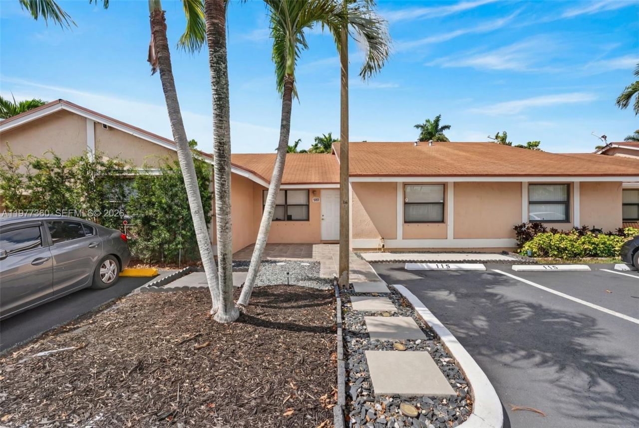 7680 SW 156th Ct , Unit B115, Miami, FL 33193 Photo