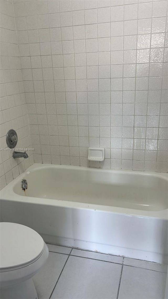 9678 Fontainebleau Blvd, Unit 111, Miami, FL 33172 Photo