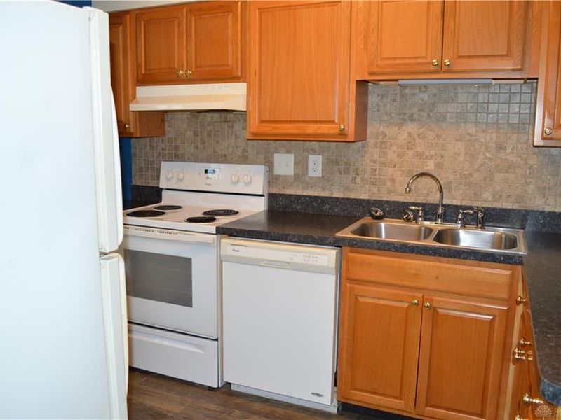 8340 Woodgrove Court, Washington Township, OH 45458 Photo 4