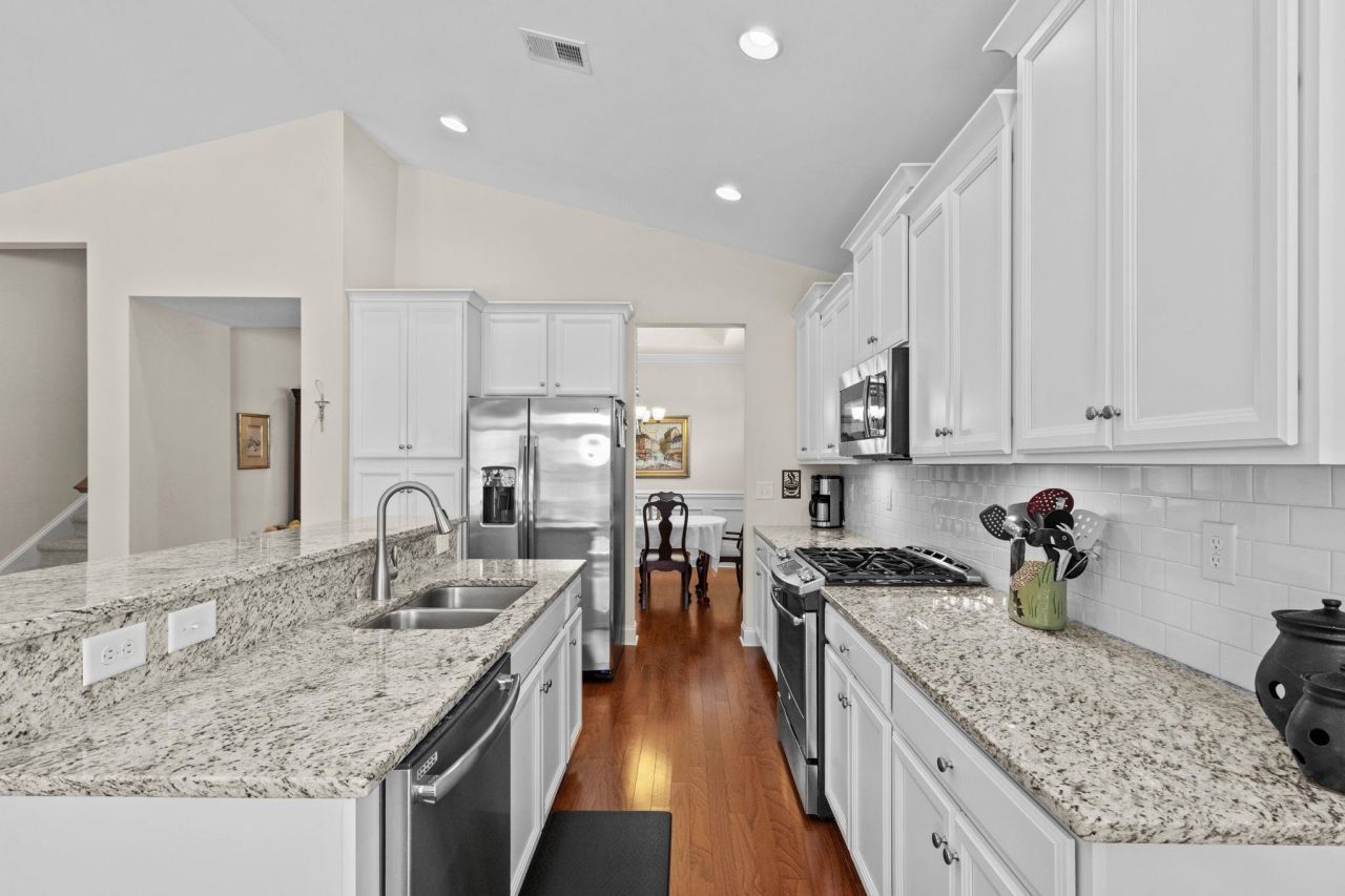 143 E Covington Dr. Photo 20