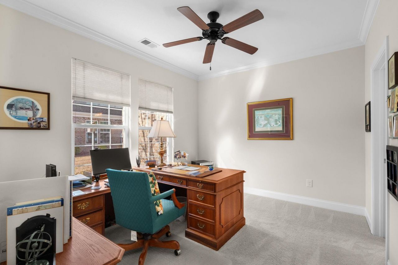 143 E Covington Dr. Photo 36