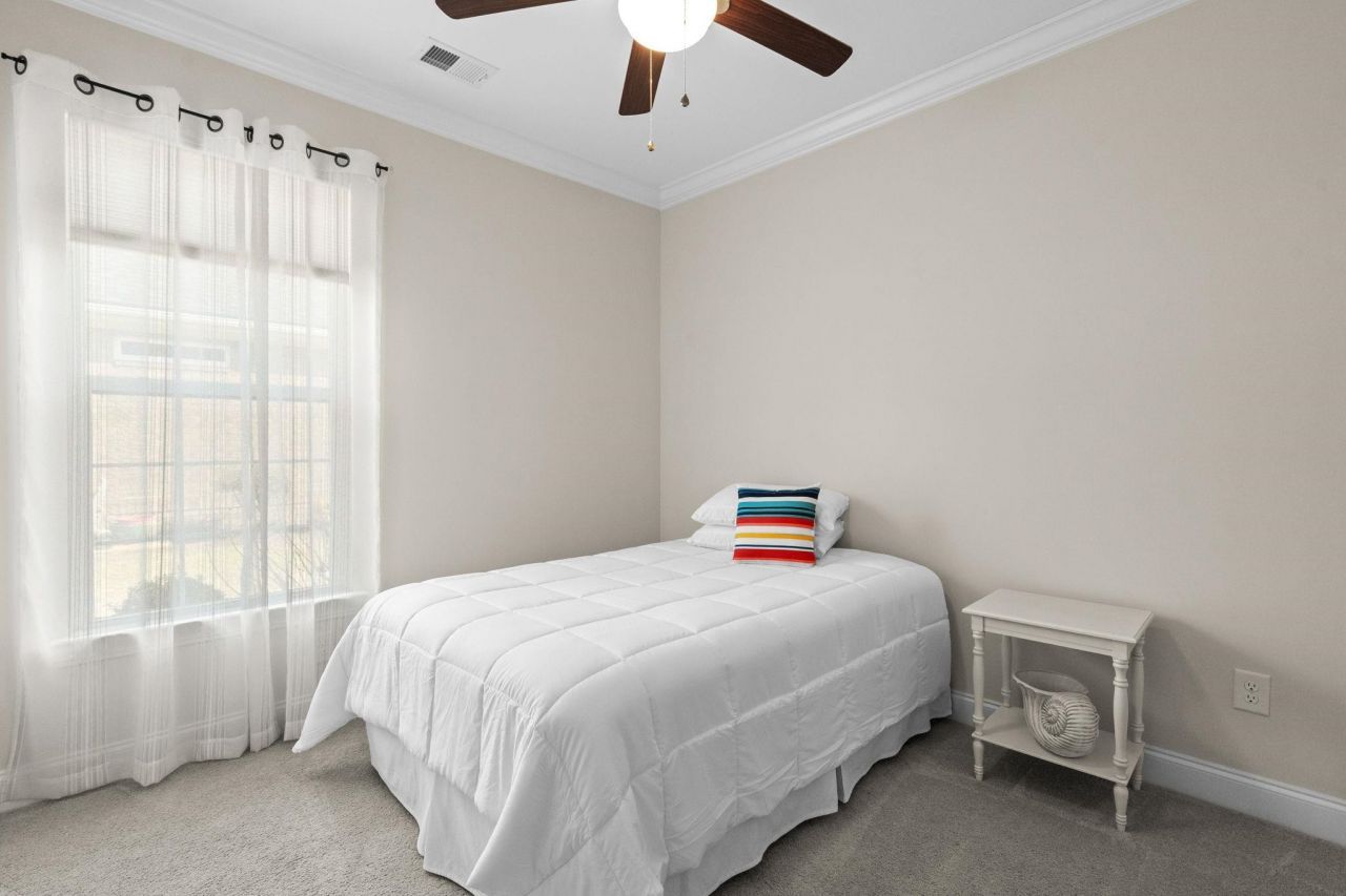 143 E Covington Dr. Photo 48