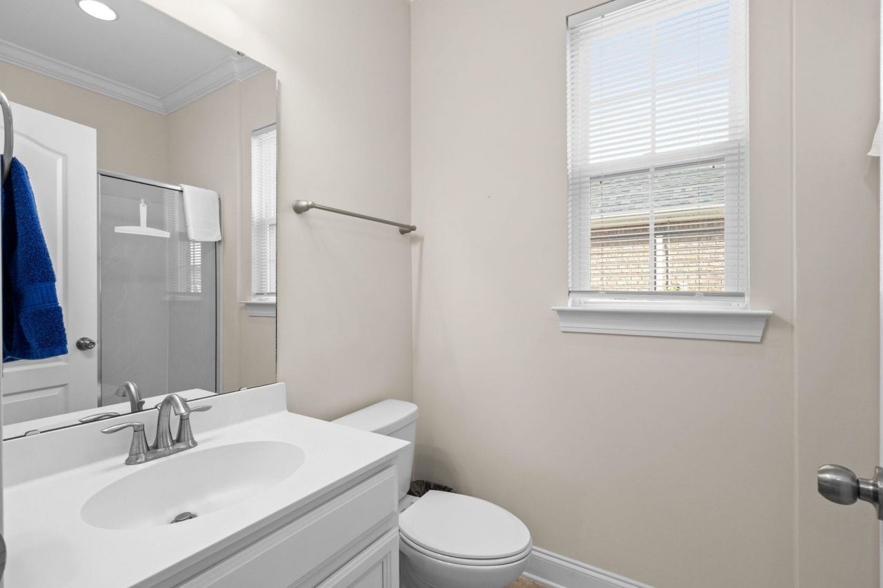 143 E Covington Dr. Photo 50