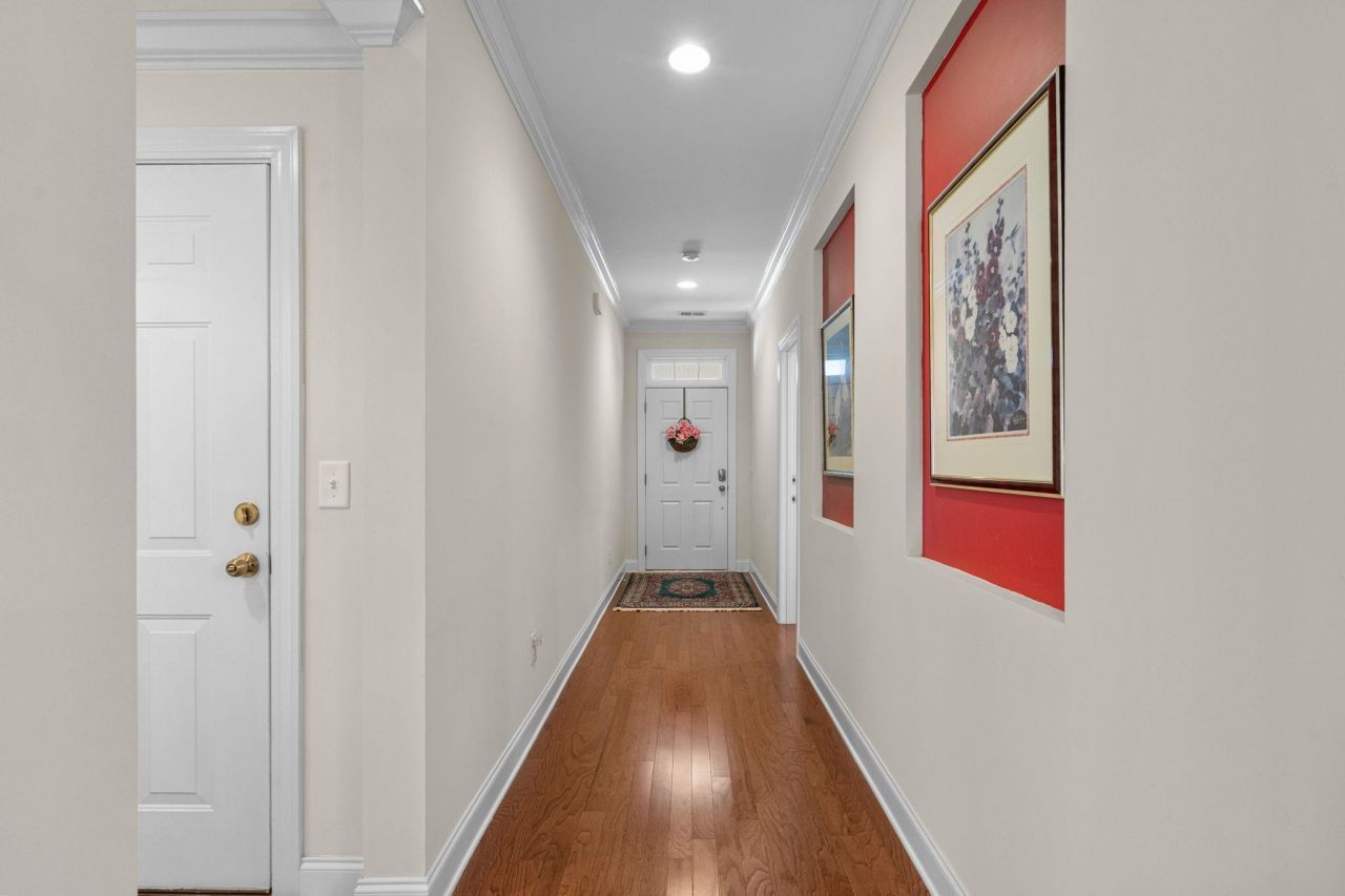 143 E Covington Dr. Photo 9