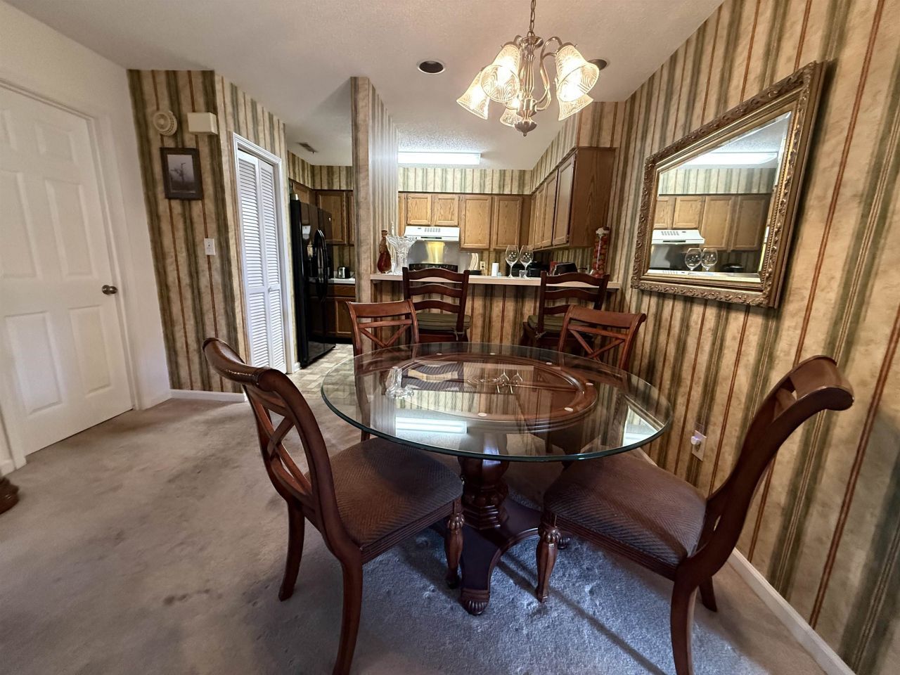 503 Garden Dr. Photo 5