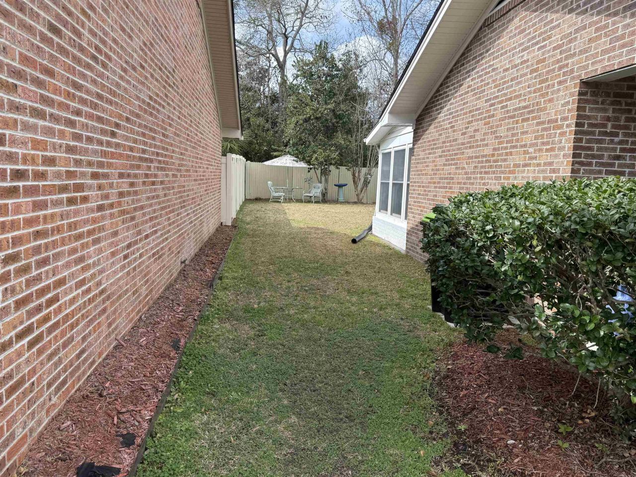 503 Garden Dr. Photo 7