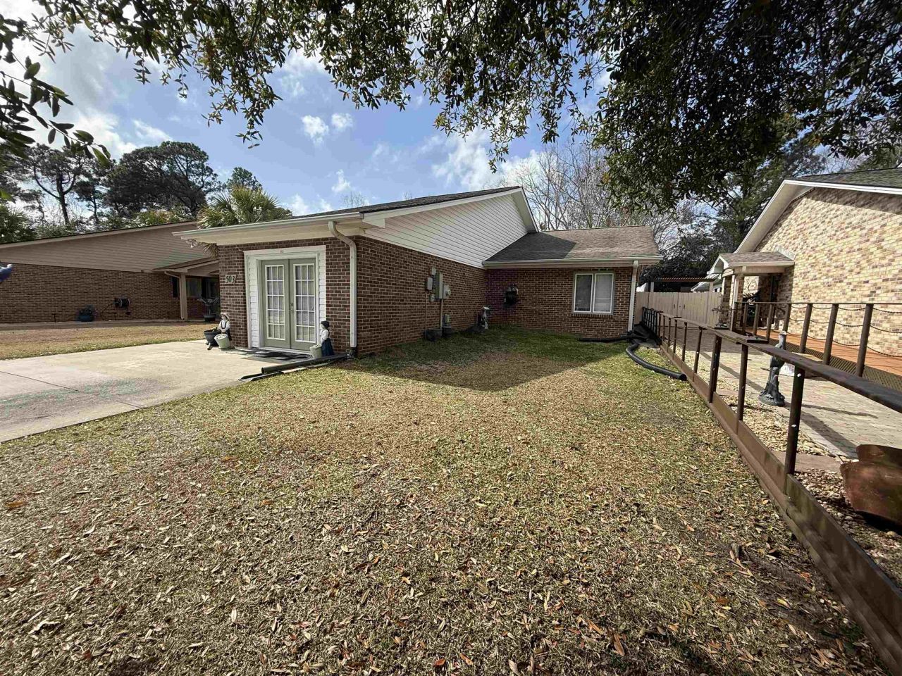 503 Garden Dr. Photo 9