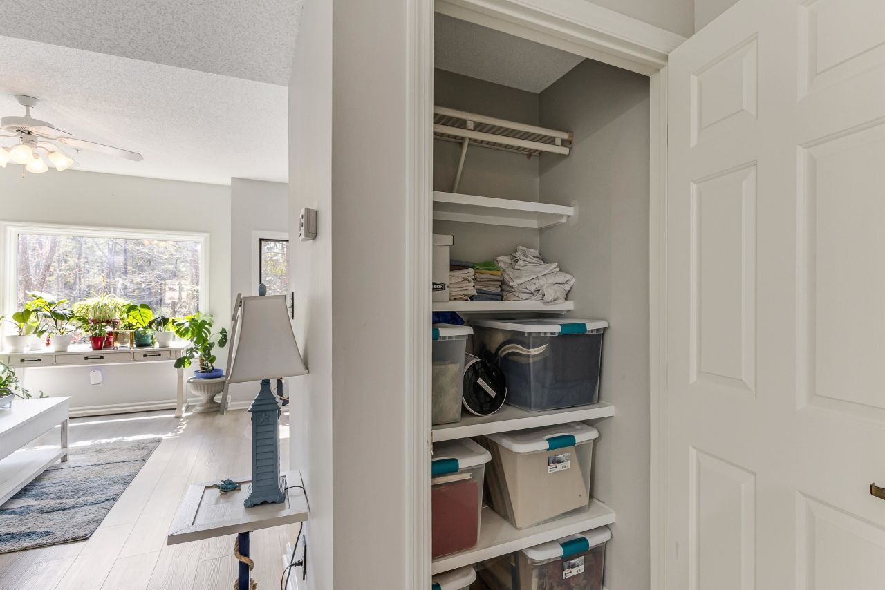 1551 Spinnaker Dr. Photo 21