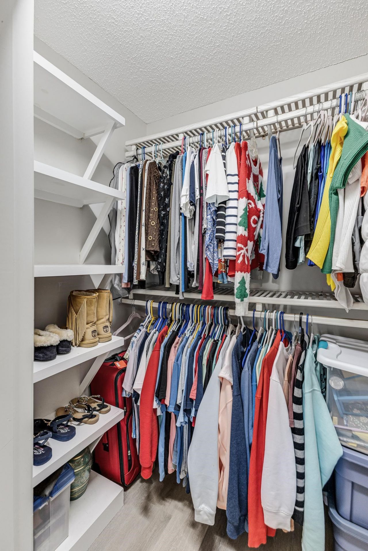 1551 Spinnaker Dr. Photo 26