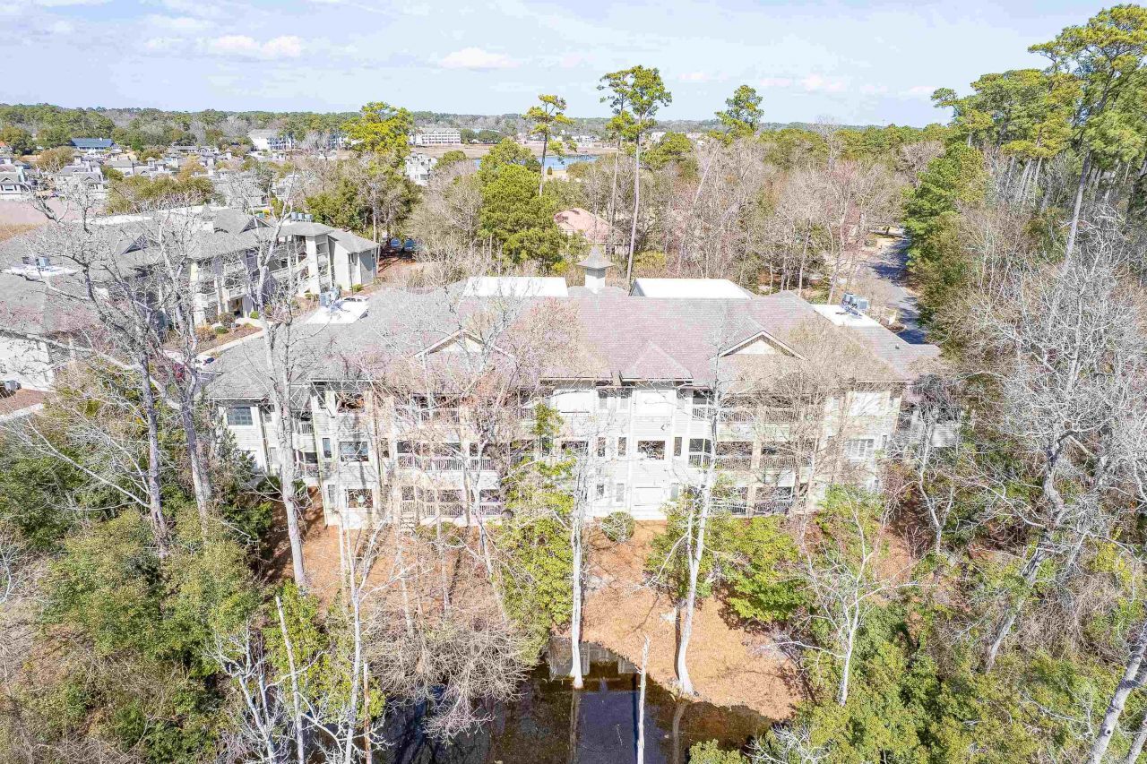 1551 Spinnaker Dr. Photo 44