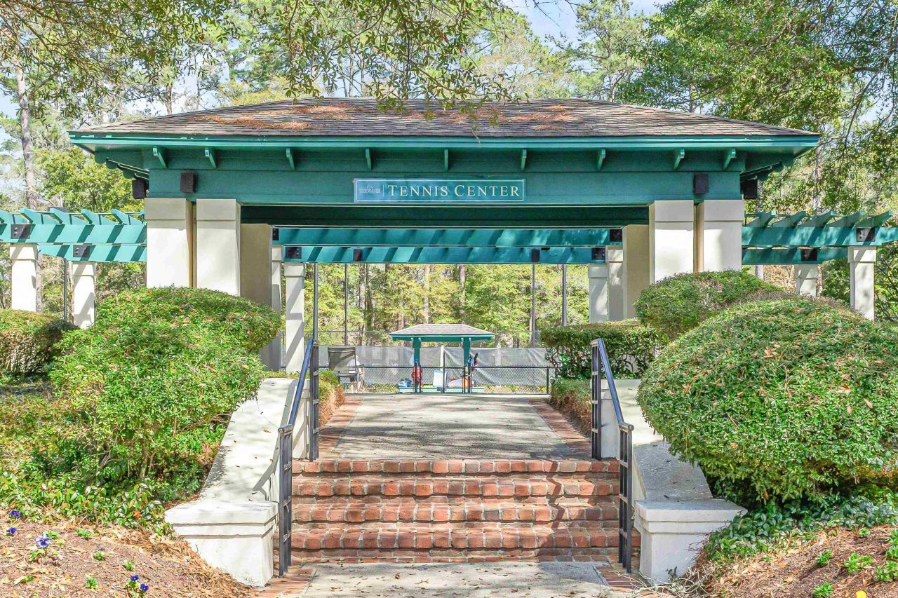 1551 Spinnaker Dr. Photo 46