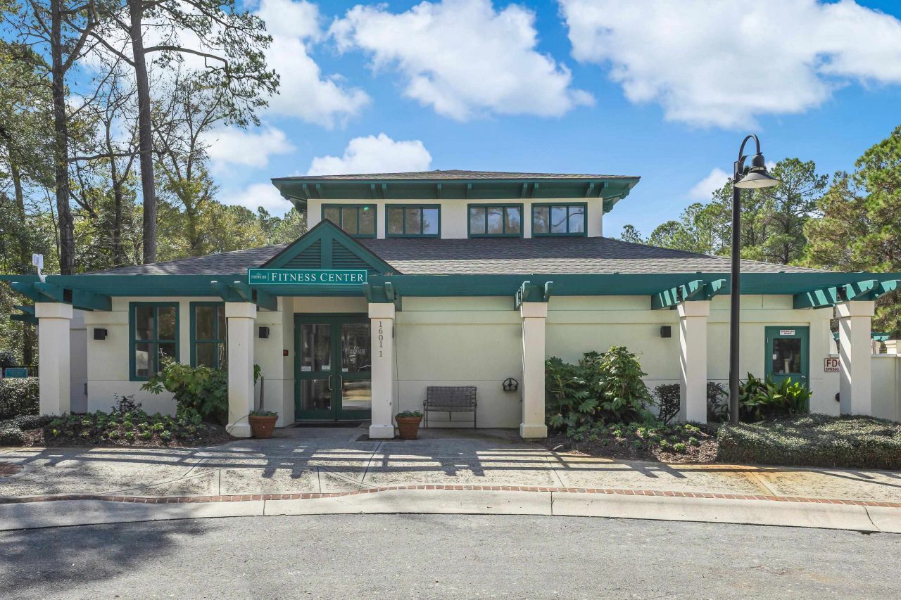 1551 Spinnaker Dr. Photo 53