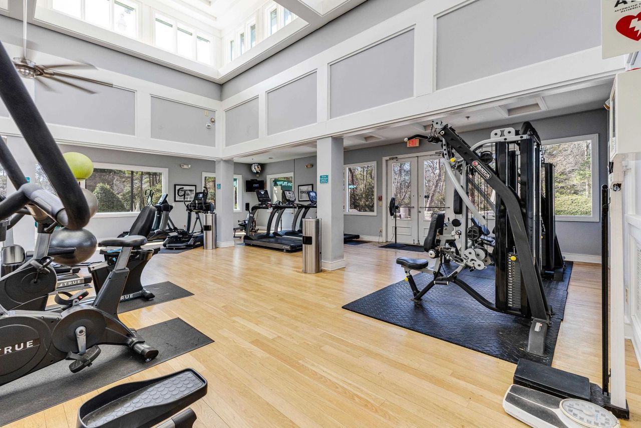 1551 Spinnaker Dr. Photo 54