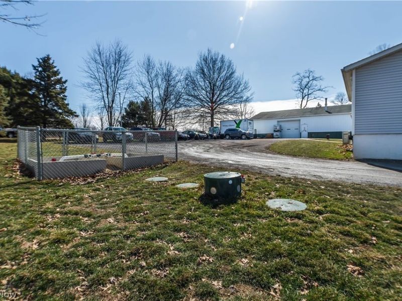 13390 Ravenna Avenue NE, Hartville, OH 44632 Photo 5