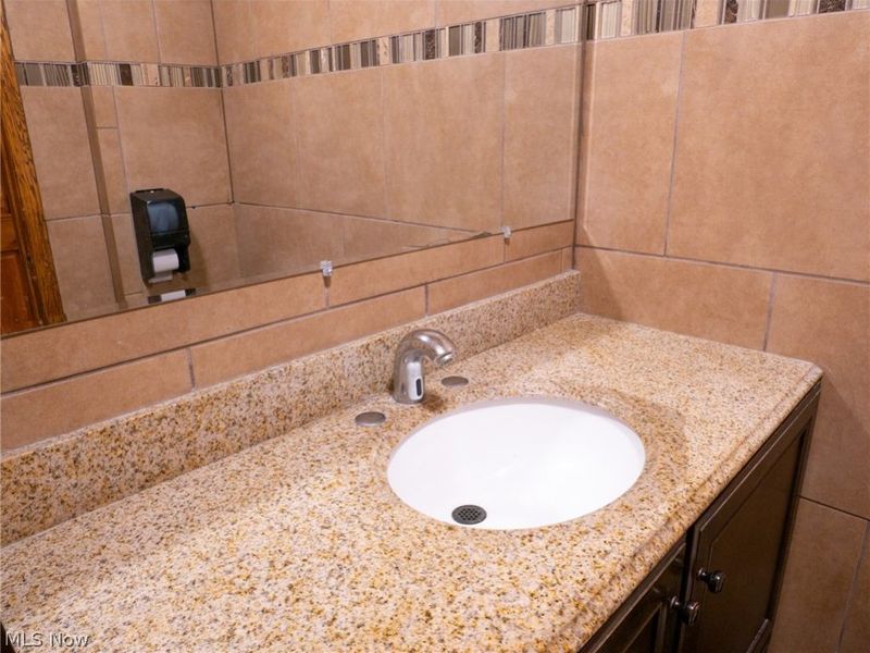 880 Youngstown Poland Road, Struthers, OH 44471 Photo 11