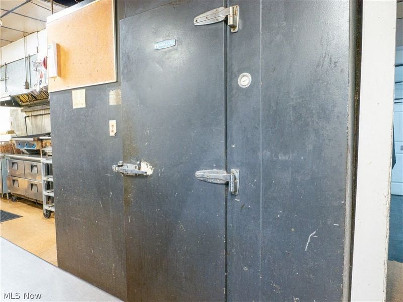 880 Youngstown Poland Road, Struthers, OH 44471 Photo 22