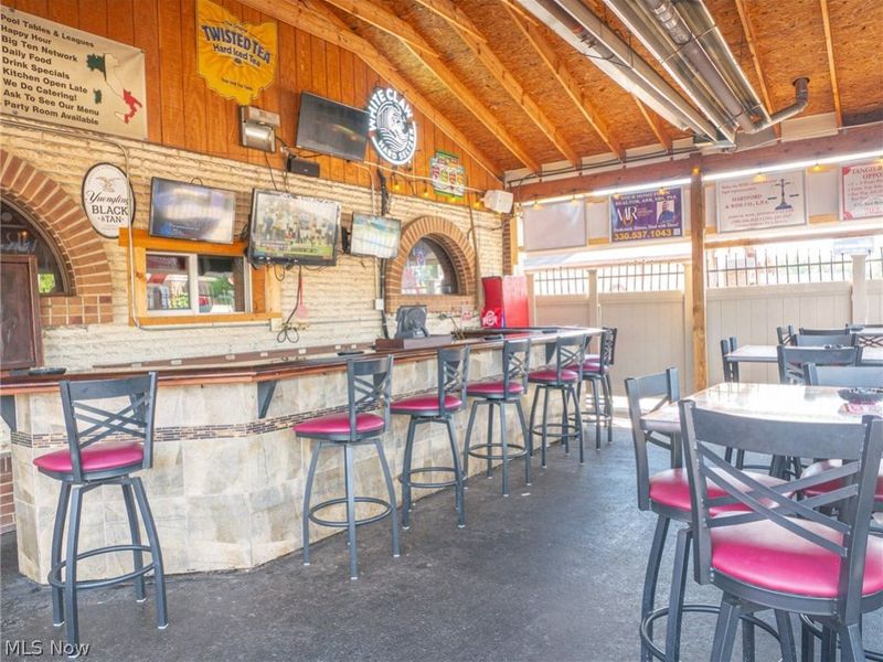 880 Youngstown Poland Road, Struthers, OH 44471 Photo 8