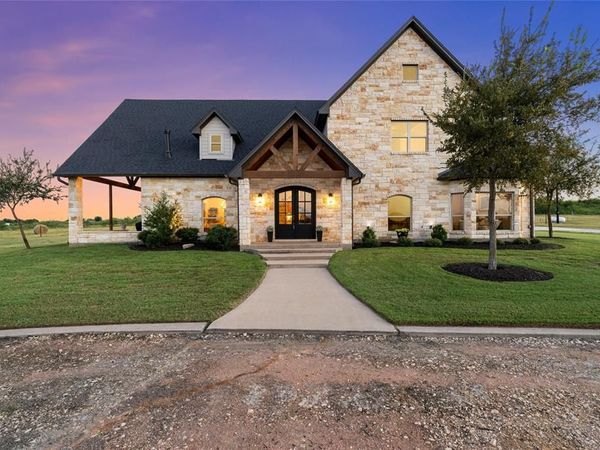 15949 E US Highway 190, Rogers, TX 76569