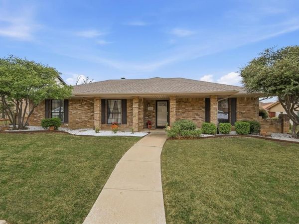 1115 Wiltshire Drive, Carrollton, TX 75007
