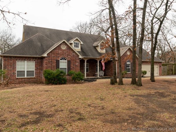 4982 E Cedar Ridge Road , Claremore, OK 74019