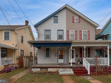 21 E RICHLAND AVENUE, MYERSTOWN, PA 17067