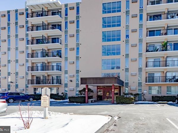 200 HIGHLAND AVENUE, Unit 204, STATE COLLEGE, PA 16801