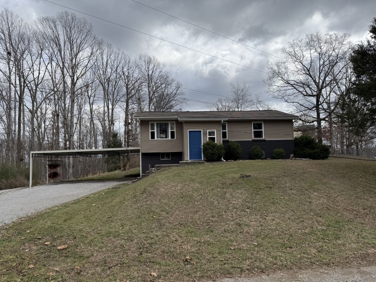 295 Acorn Hill Dr, Waverly, TN 37185 Main Photo