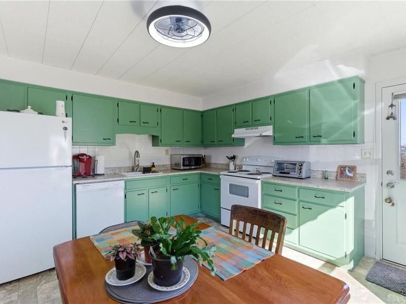 984 Emmett Drive, Xenia, OH 45385 Photo 9