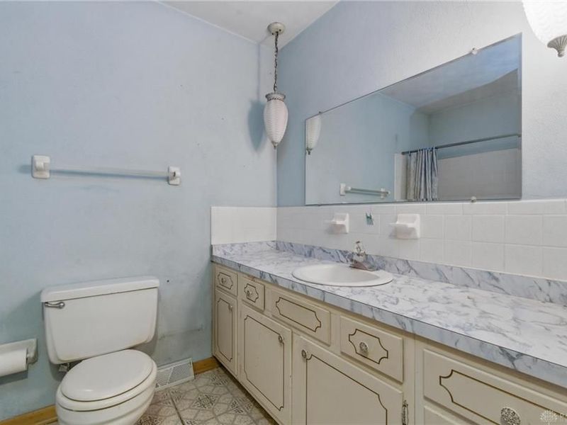 1021 Bermuda Drive, Miamisburg, OH 45342 Photo 10