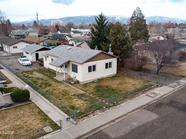 1745 I Street, Sparks, NV 89431