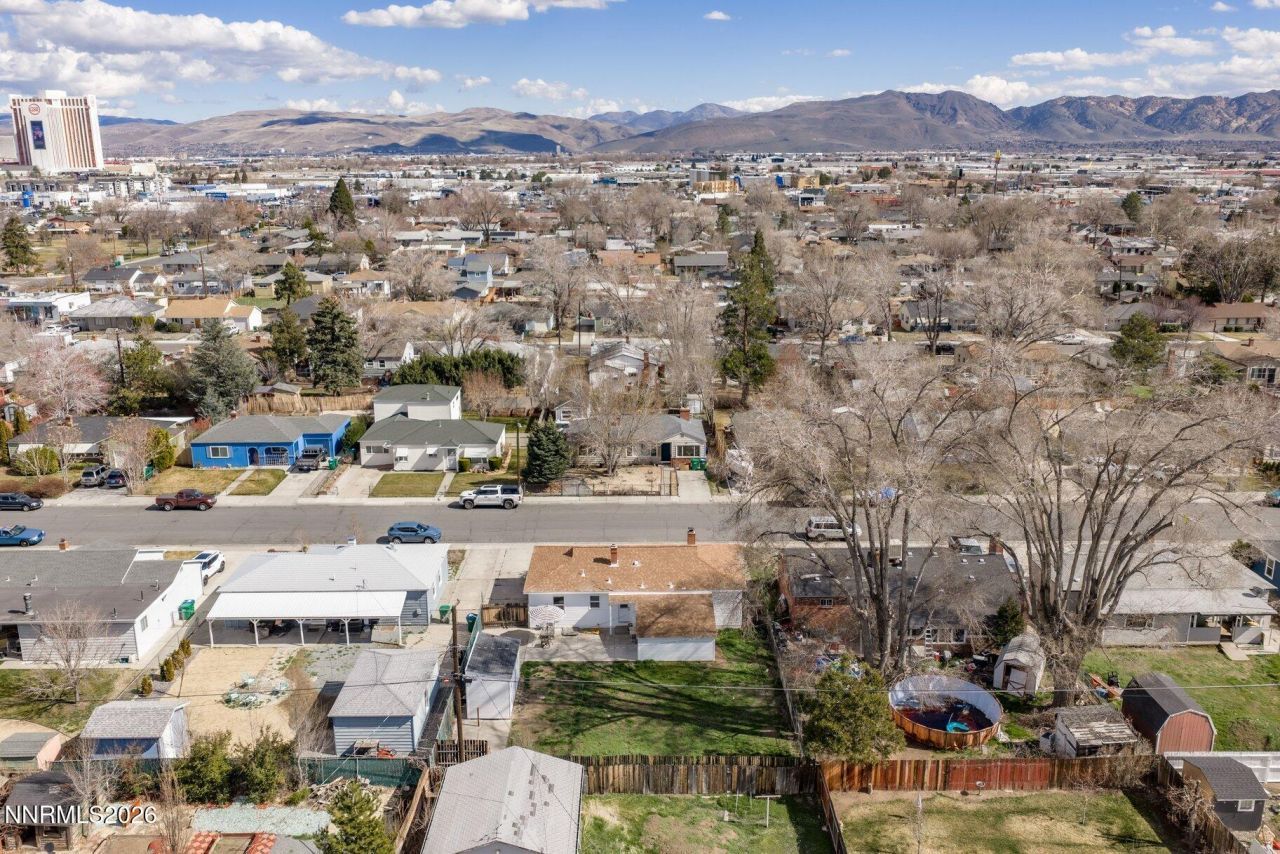 939 Bates Avenue, Reno, NV 89502 Photo