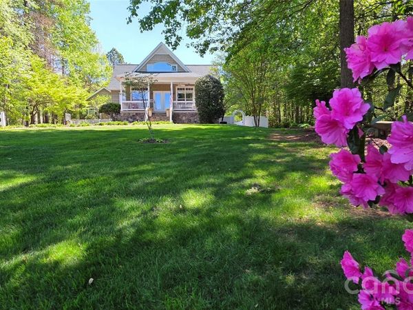 145 Morgan Bluff Road, Mooresville, NC 28117