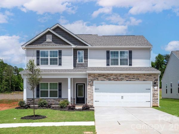 6725 Fairford Drive , Charlotte, NC 28215