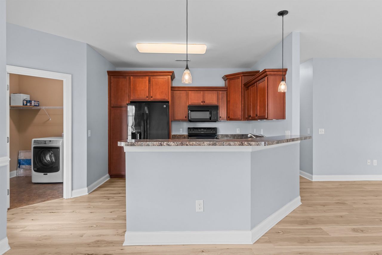 247 Southbury Dr. Photo 19