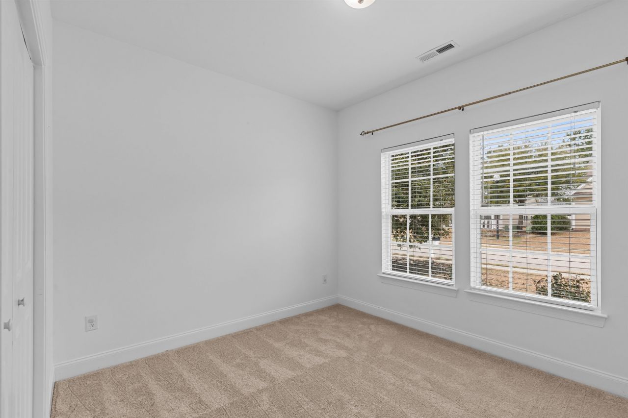 247 Southbury Dr. Photo 24