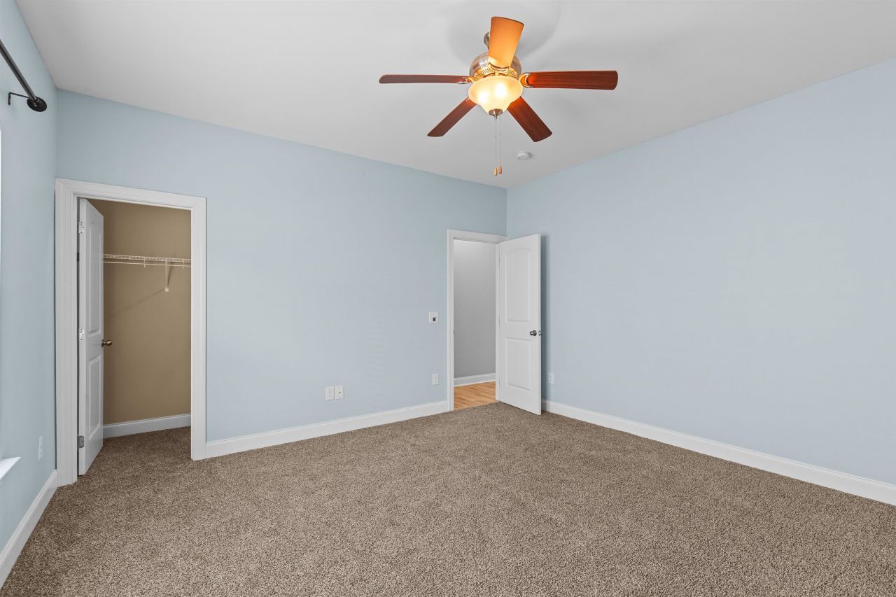 247 Southbury Dr. Photo 31