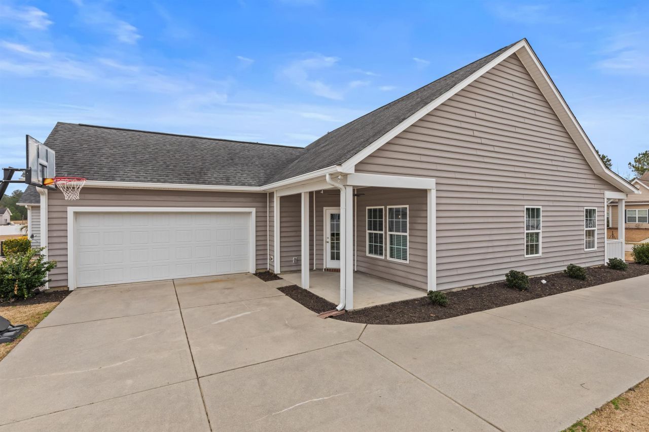 247 Southbury Dr. Photo 6