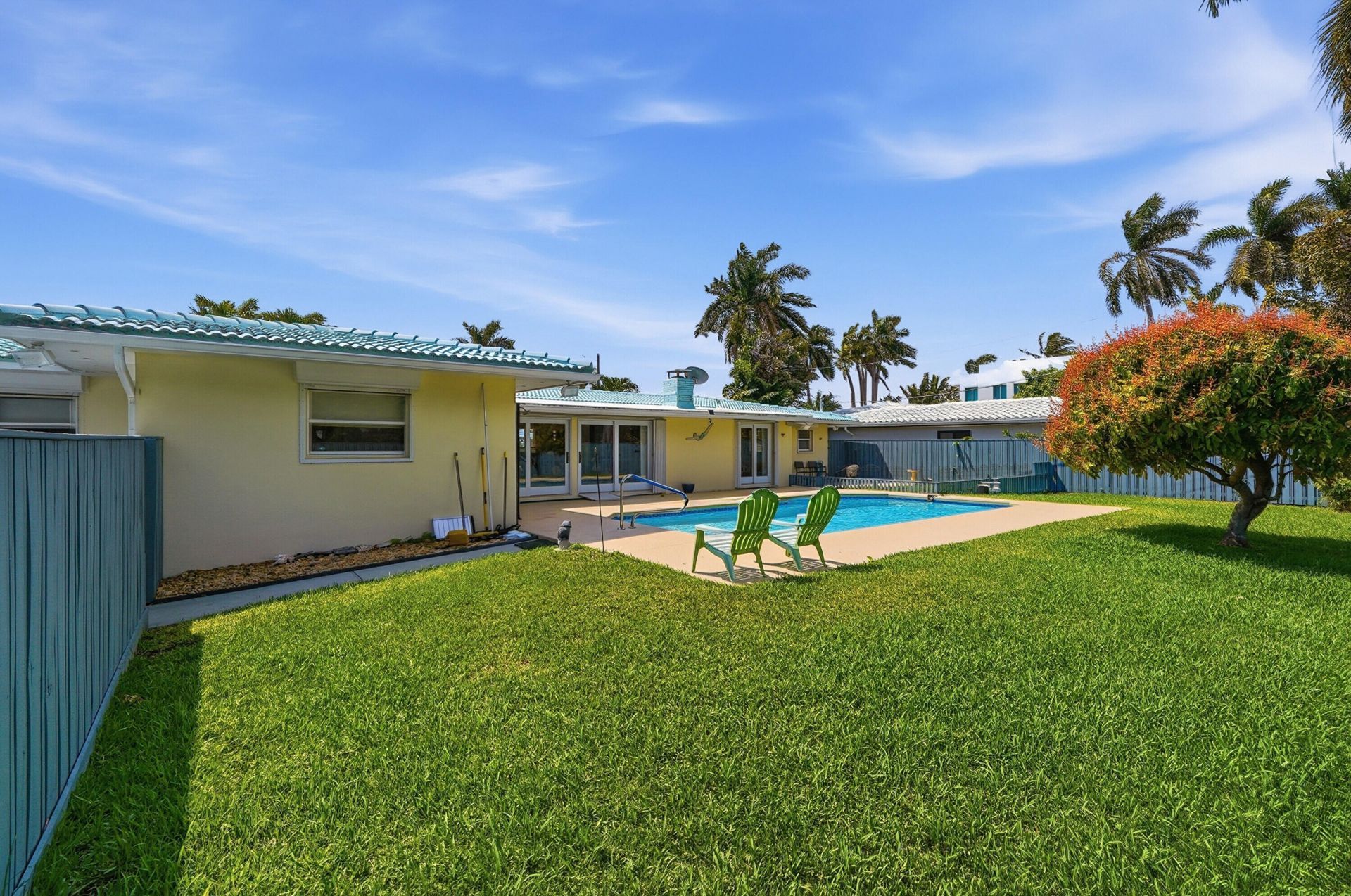 707 N Northlake Drive, Hollywood, FL 33019 Photo