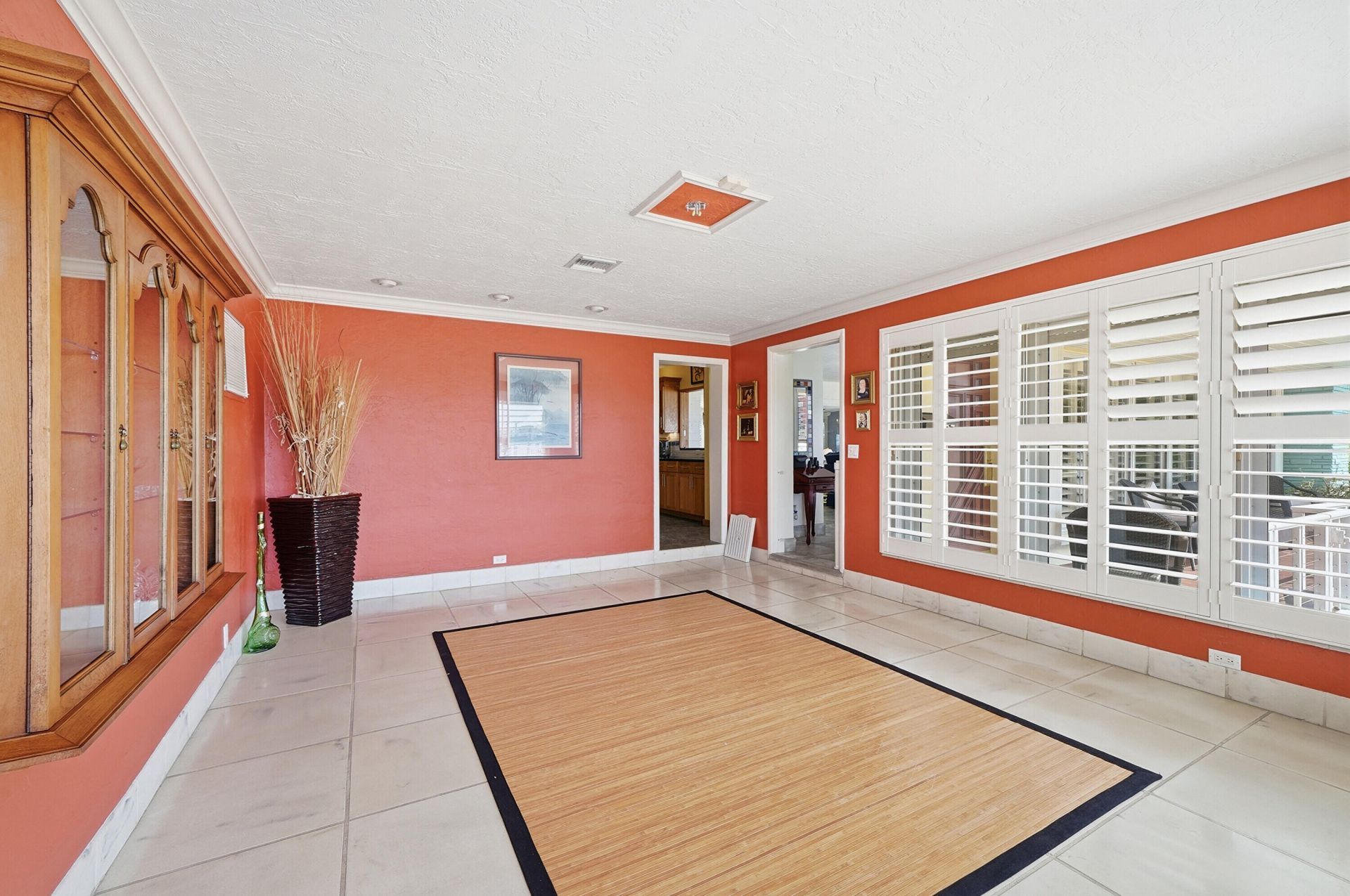 707 N Northlake Drive, Hollywood, FL 33019 Photo