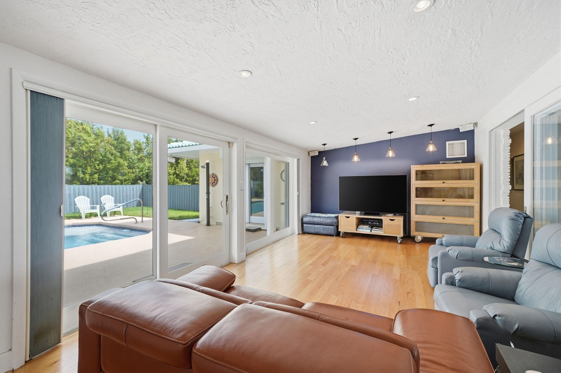 707 N Northlake Drive, Hollywood, FL 33019 Photo