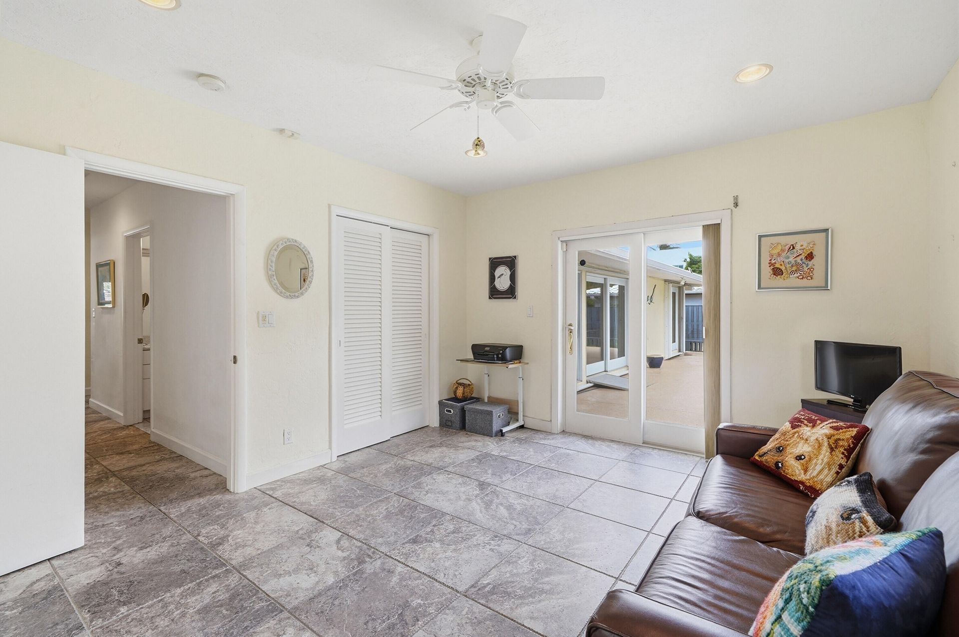 707 N Northlake Drive, Hollywood, FL 33019 Photo