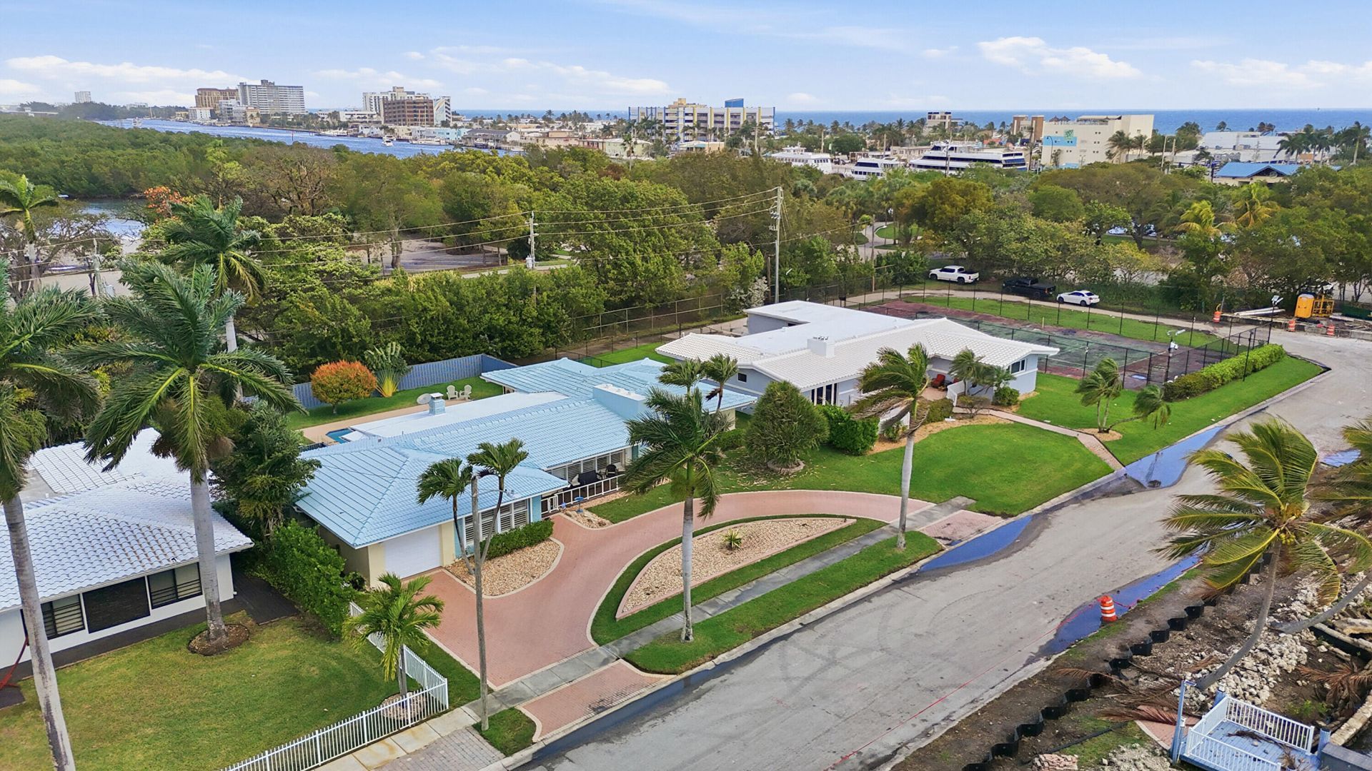 707 N Northlake Drive, Hollywood, FL 33019 Photo