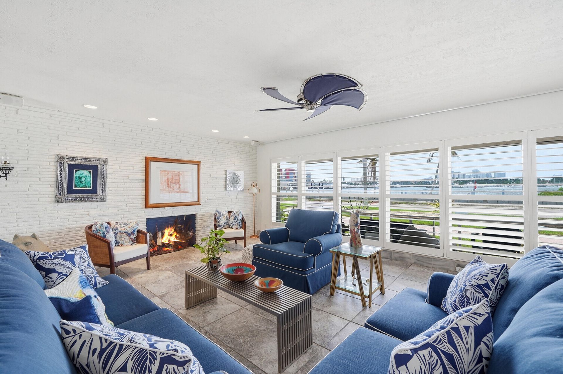 707 N Northlake Drive, Hollywood, FL 33019 Photo