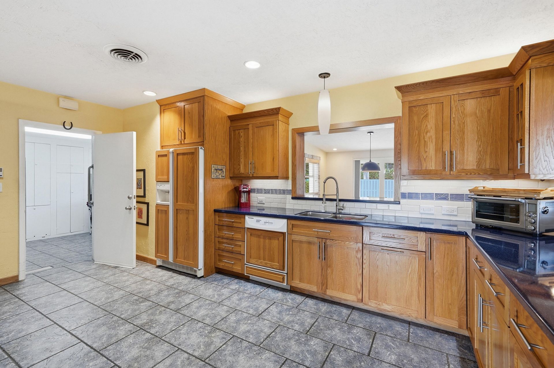 707 N Northlake Drive, Hollywood, FL 33019 Photo