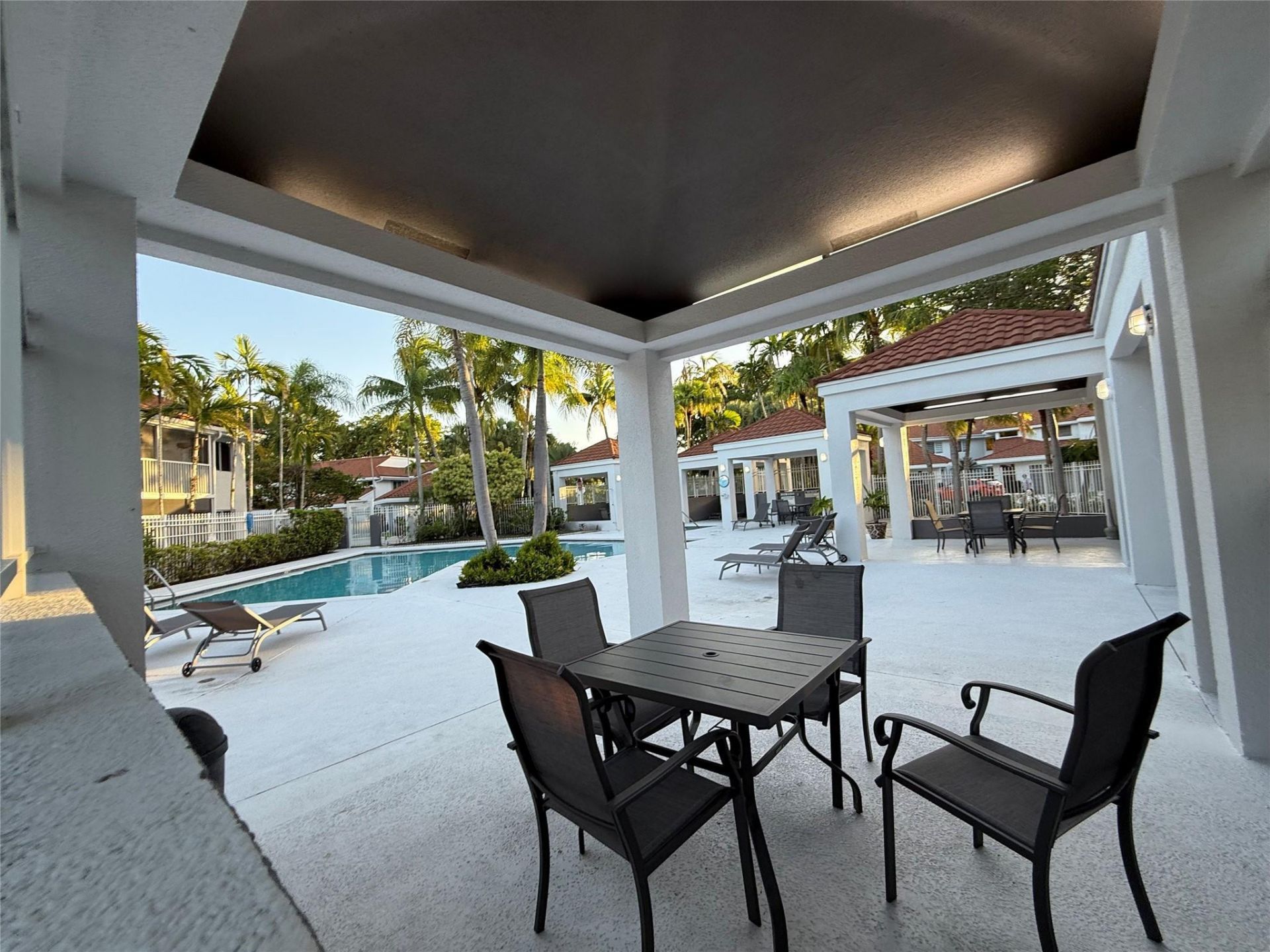 9237 9th Place, Unit 9237, Plantation, FL 33324 Photo