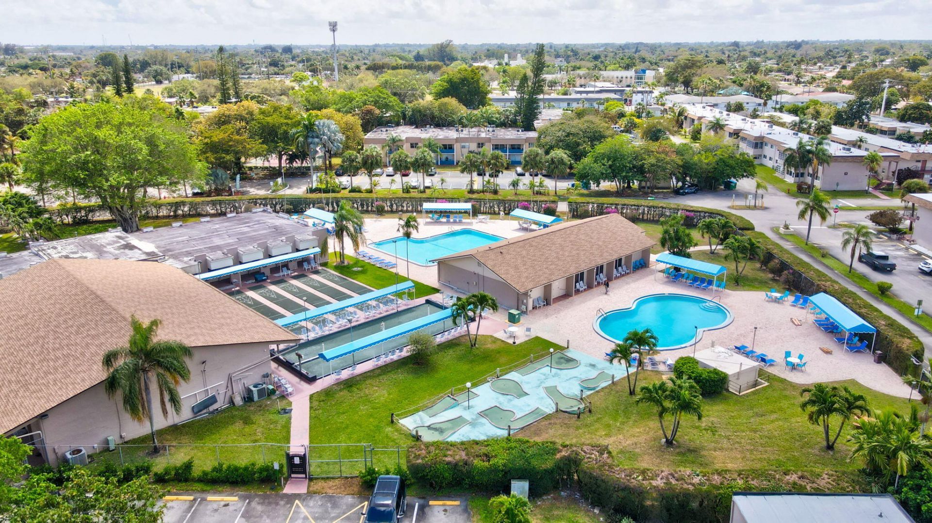 721 Lori Drive, Unit 210, Palm Springs, FL 33461 Photo