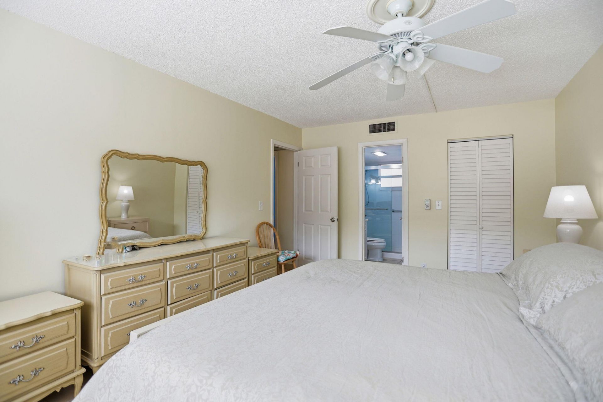 721 Lori Drive, Unit 113, Palm Springs, FL 33461 Photo